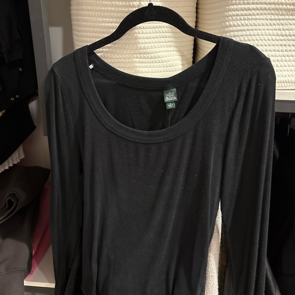Women's Black Long Sleeve Top